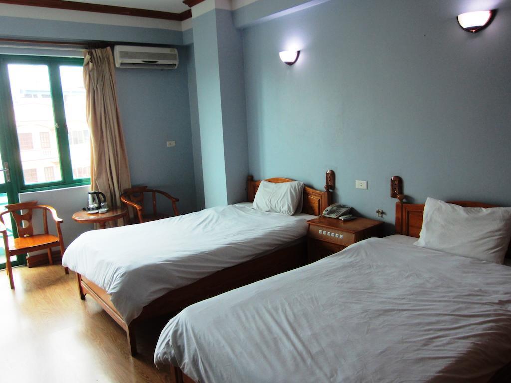 Green Bay Hotel Ha Long Habitación foto